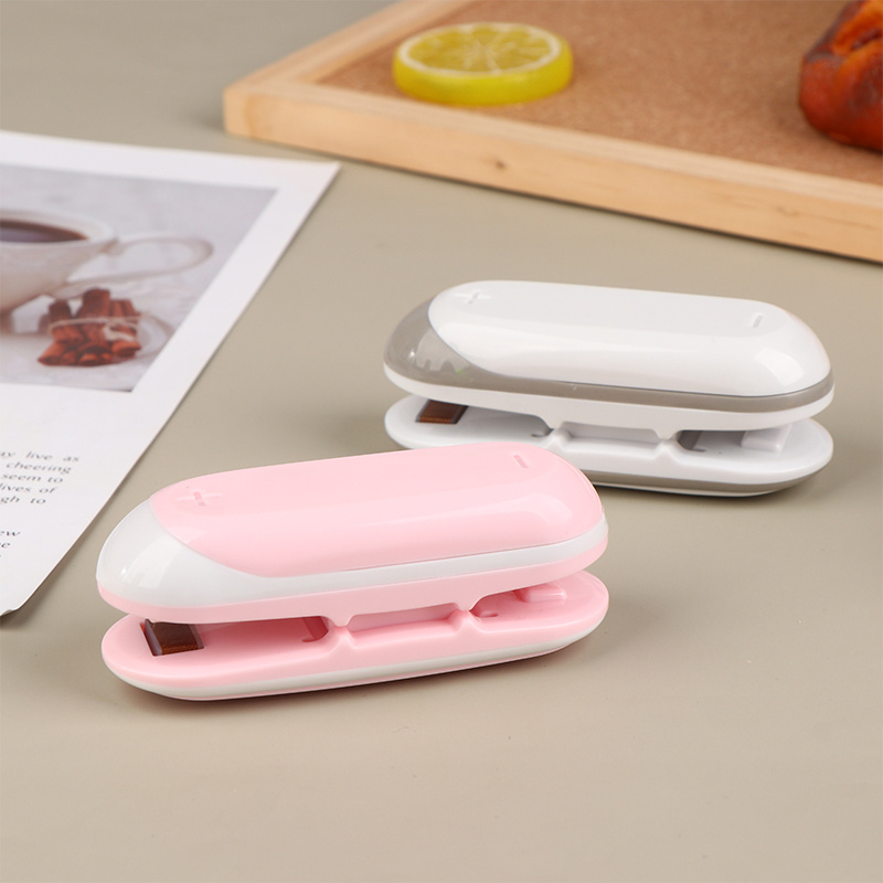 1pc portable mini food sealer 2 in 1 heat sealer and bag sealing machine for kitchen vacuum sealer for handheld packaging battery free details 6